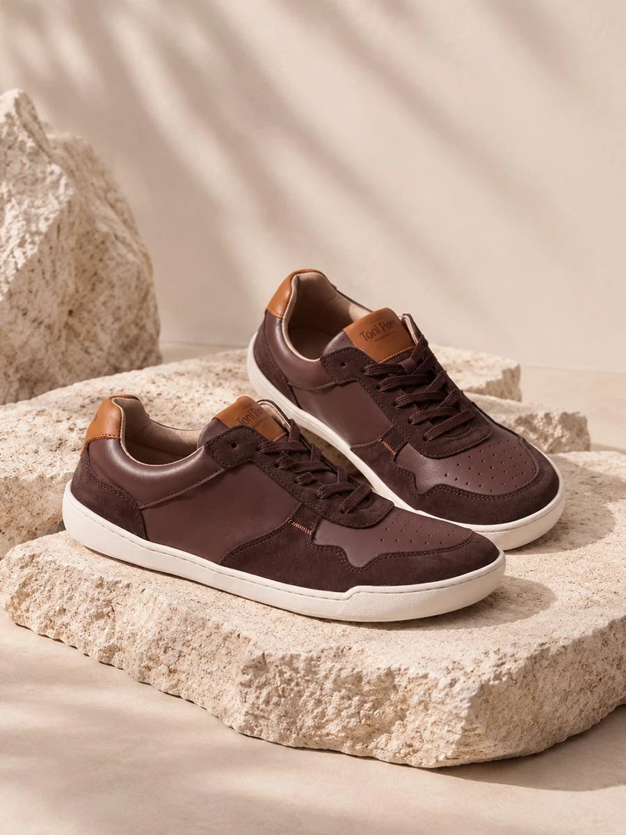 Zapatos unisex - Zapatilla deportiva barefoot unisex en piel | BERNAL - Toni Pons