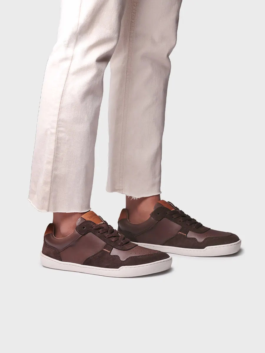 Zapatos unisex - Zapatilla deportiva barefoot unisex en piel | BERNAL - Toni Pons