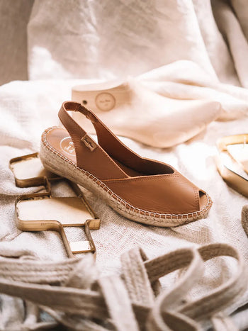 alpargatas mujer - Alpargata peep toe de mujer con cuña en piel | BERNIA-P - Toni Pons