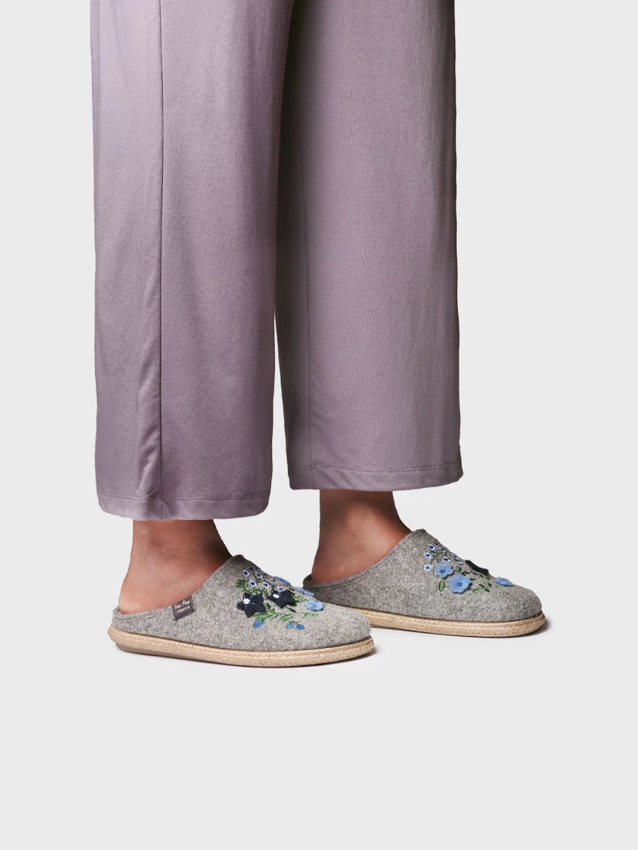 Zapatillas de casa mujer - Slippers para mujer en fieltro con flores | DELI-EF - Toni Pons