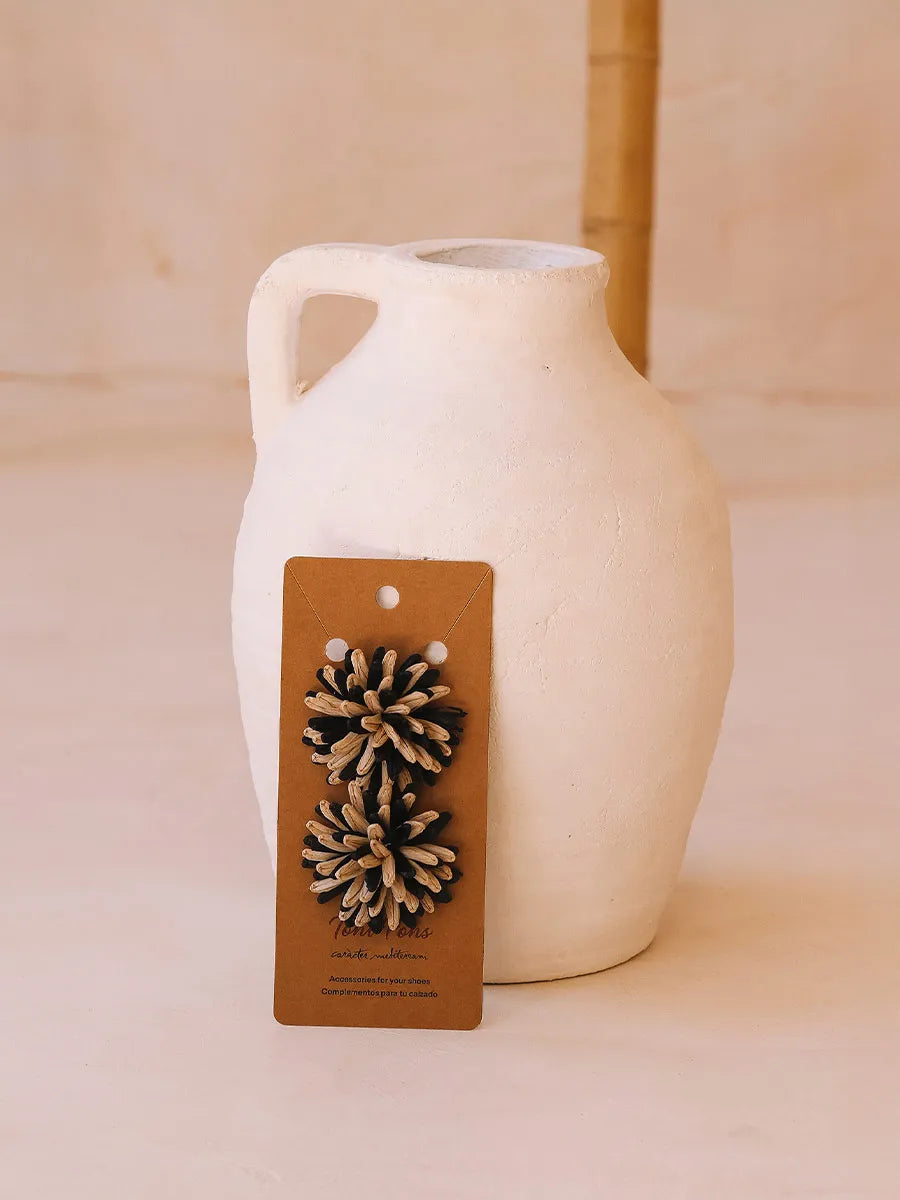 Complementos - Broche de rafia en forma de flor - FLOR-R - Toni Pons