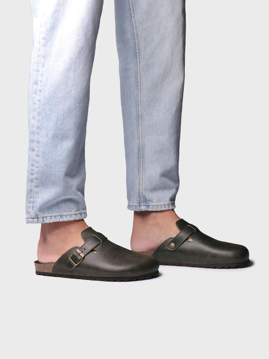 Sandalias hombre - Zueco cerrado en piel para hombre | GORKA - Toni Pons