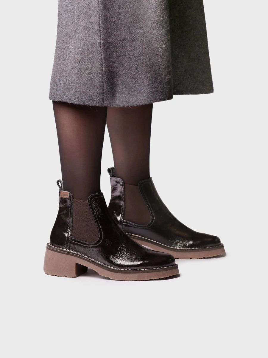 Botines mujer - Botín Chelsea en piel con acabado charol para mujer | IRIA-CA - Toni Pons