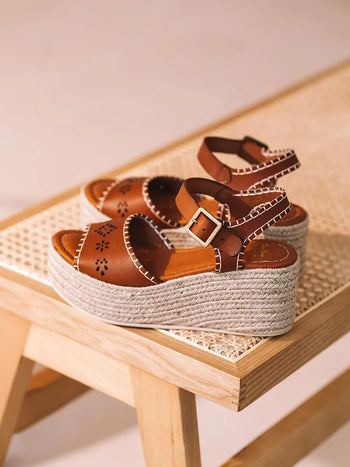 zapatillas mujer - Alpargata de mujer en piel con plataforma de yute y hebilla | JOANA - Toni Pons