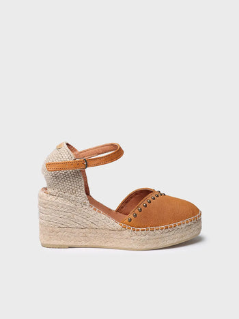 zapatillas mujer - Alpargata de mujer en piel con cuña y tachuelas | MANILA - Toni Pons
