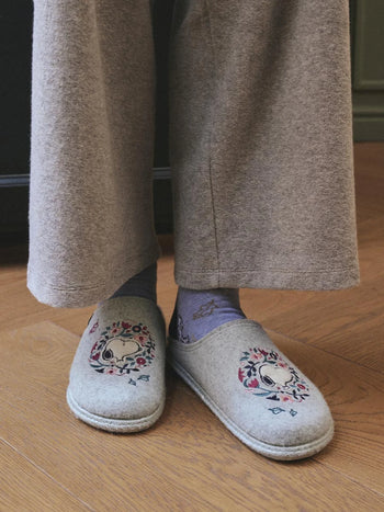 Haus-Slipper aus Filz mit Snoopy-Motiv für Damen | SNOOPY