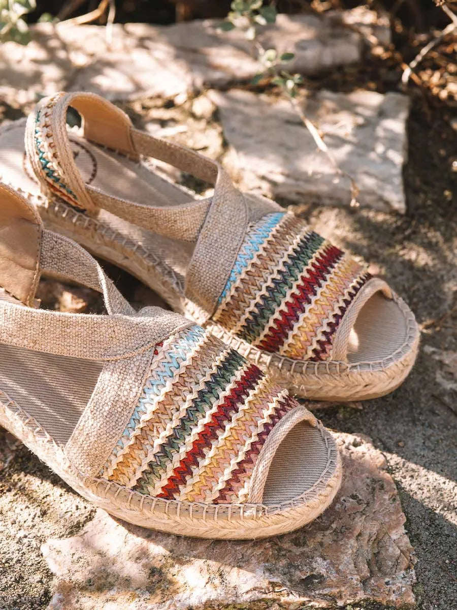alpargatas mujer - Alpargata de mujer en rafia multicolor con tacón ancho | DELMI-MA  - Toni Pons  