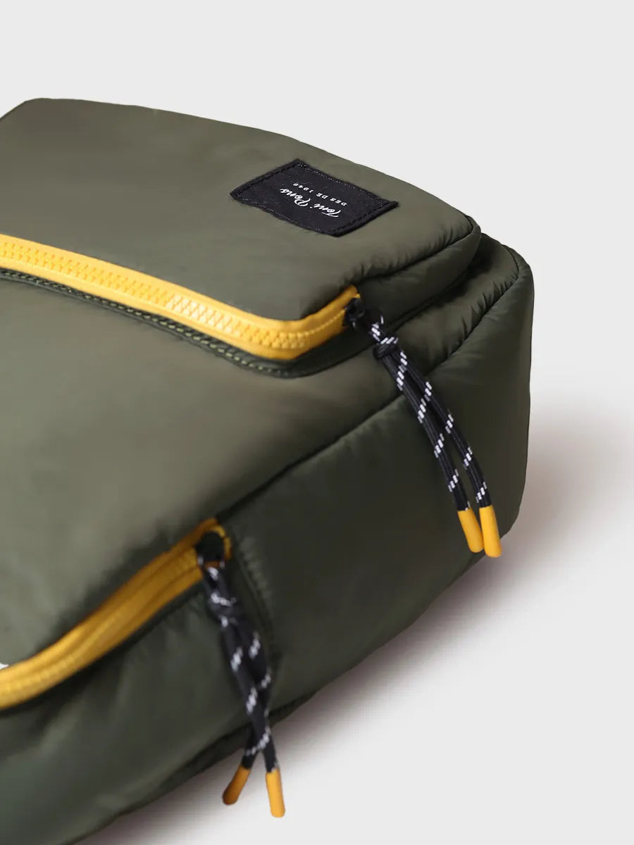 Complementos - Mochila con bolsillo exterior | DENNA  - Toni Pons  