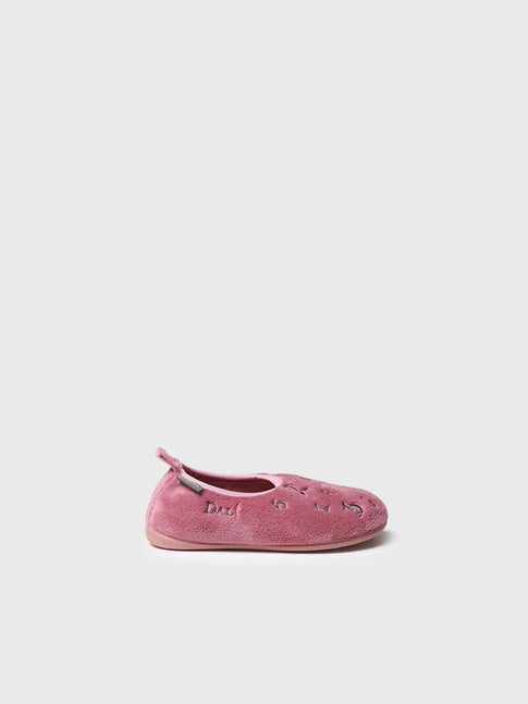 zapatillas infantiles - Zapatillas de casa para niños inspiradas en la obra de Salvador Dalí | IMAGINA  - Toni Pons  