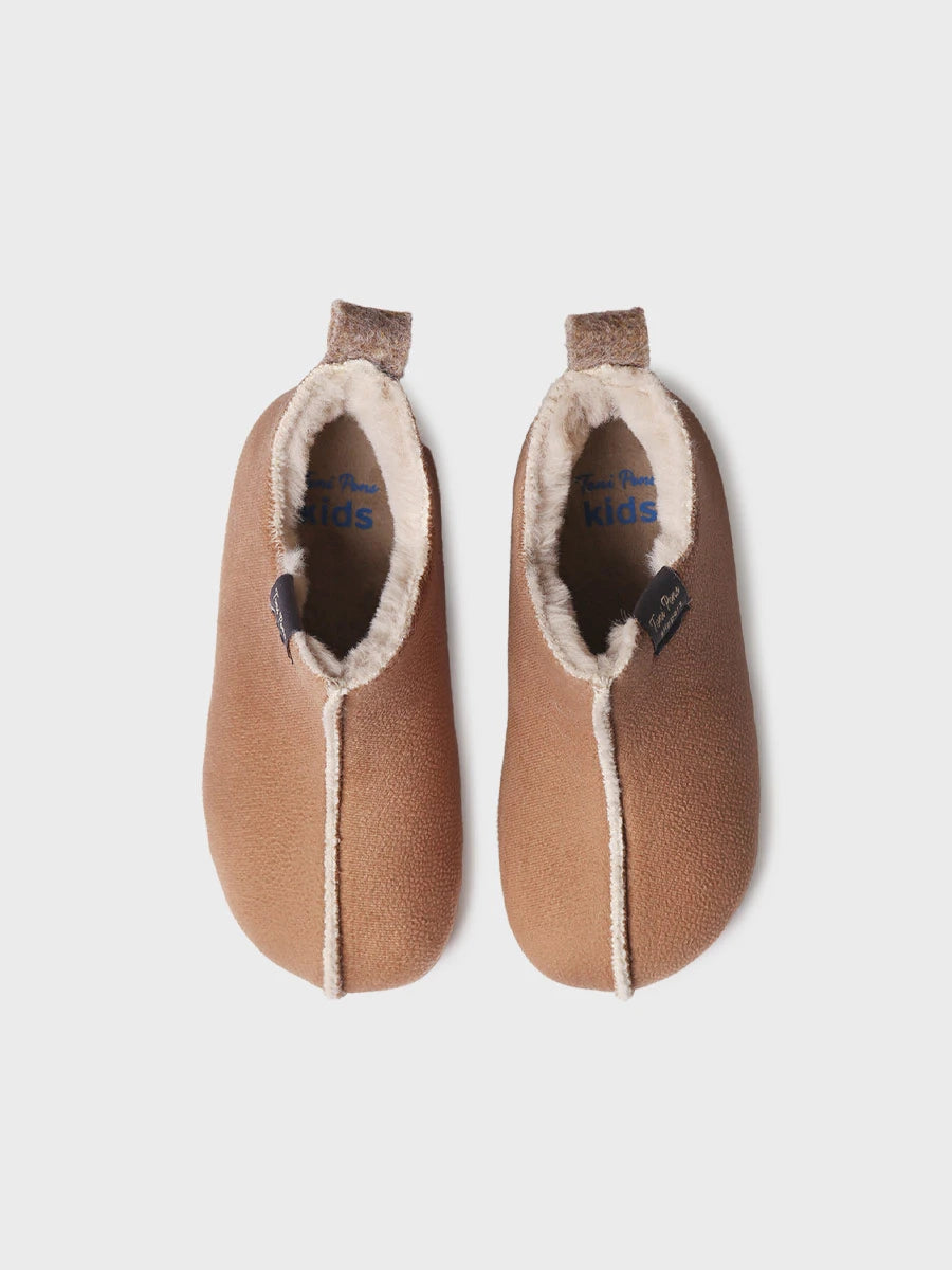 Zapatilla de casa cerrada en serraje para mujer | LIS-BD