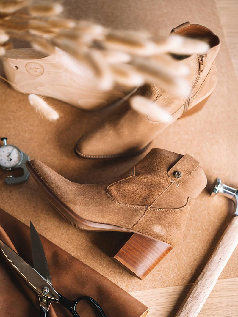 Botines mujer - Botín para mujer en serraje en color café  | LORETTA-SY  - Toni Pons  
