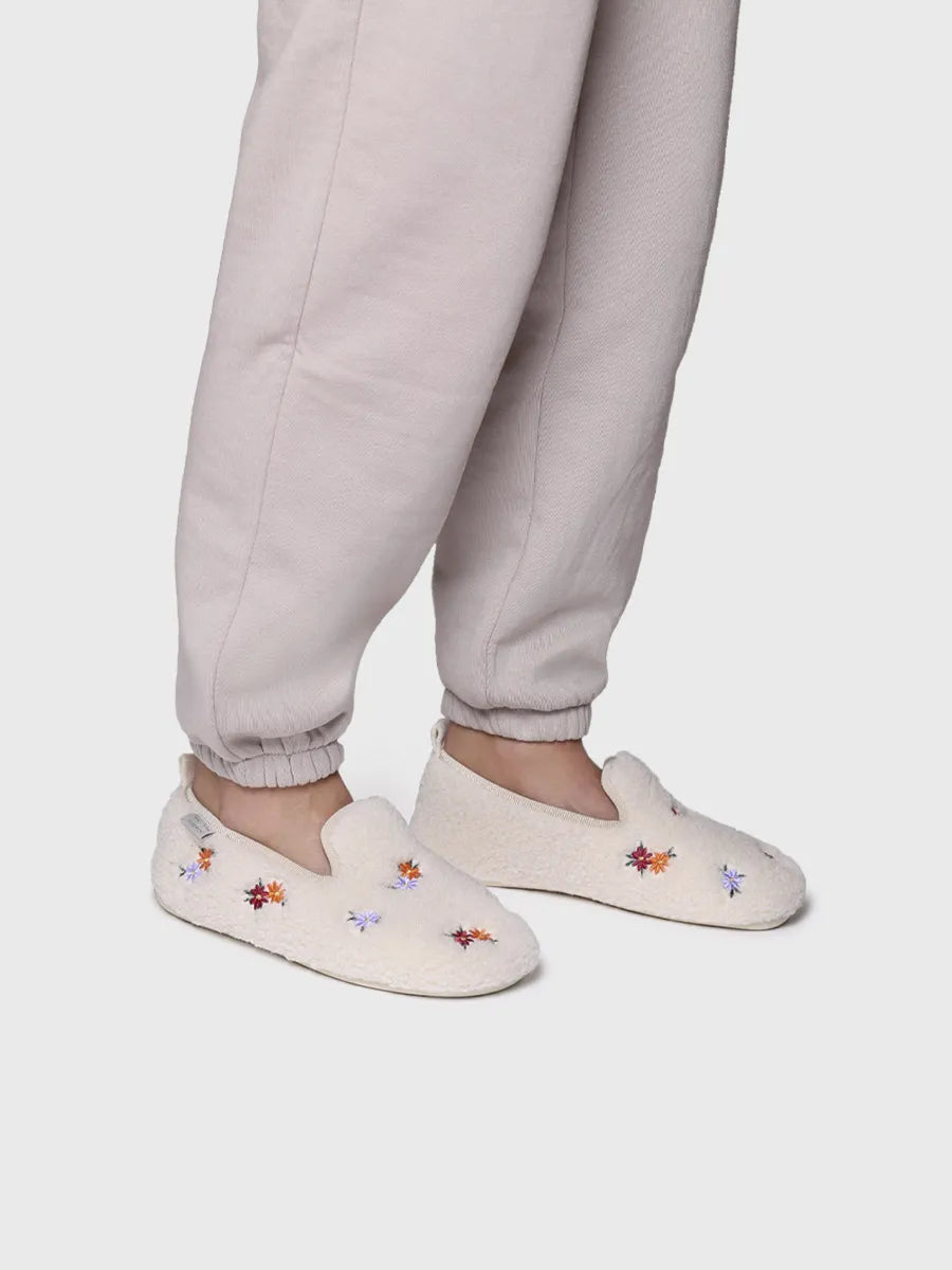 zapatillas mujer - Zapatilla tipo babucha con motivos bordados para mujer | MAILY-BB  - Toni Pons  