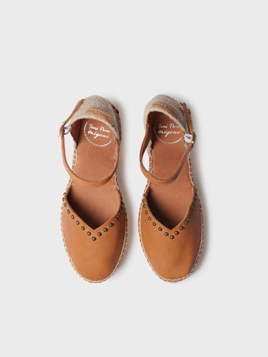 zapatillas mujer - Alpargata de mujer en piel con cuña y tachuelas | MANILA  - Toni Pons  