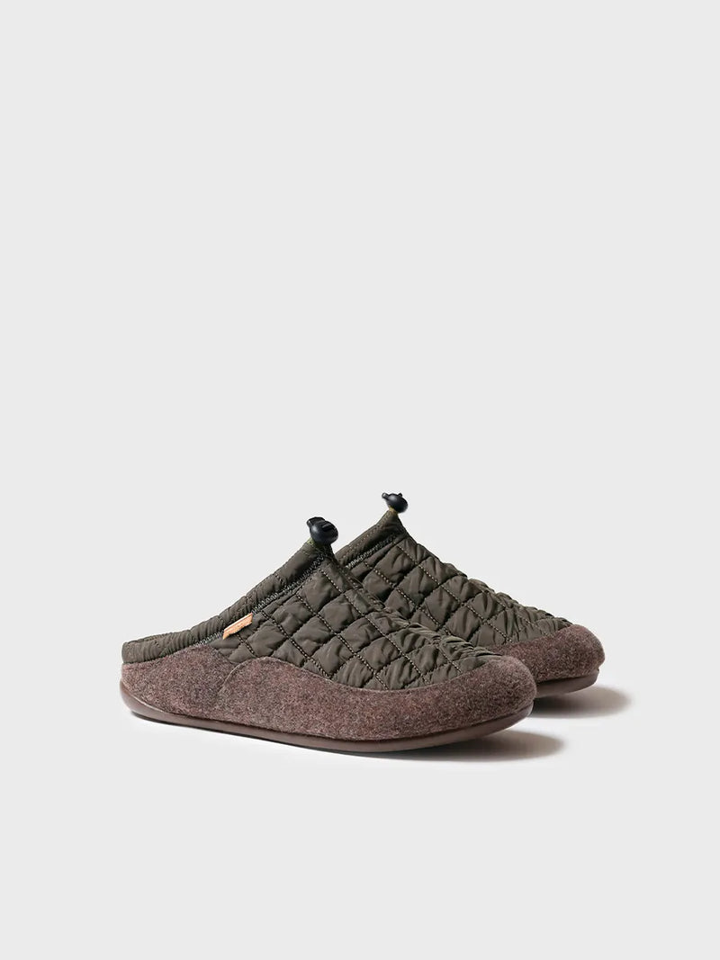 zapatillas de casa hombre - Zapatilla tipo zueco para hombre en tejido acolchado y fieltro | NADIR-UM  - Toni Pons  