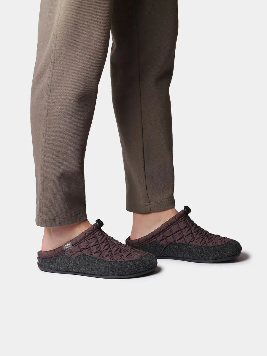 Zapatillas de casa hombre - Zapatilla tipo zueco de hombre en tejido acolchado y fieltro | NADIR-UM  - Toni Pons  
