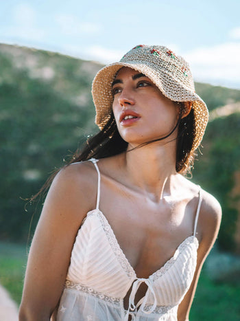  - Sombrero bucket con bordado floral | SIRA  - Toni Pons  